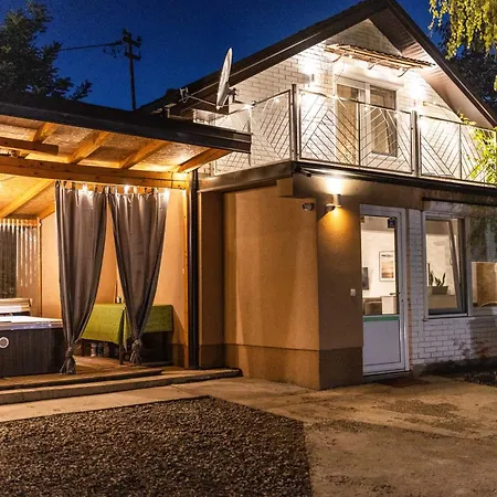 Casa Bella Fruska Gora With Hot Tub