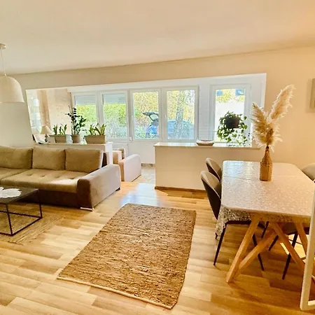 Casa Bella Fruska Gora With Hot Tub Ferienhaus *